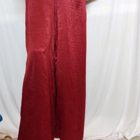 Perfectly Priscilla Classic Attraction palazzo maroon wine colored jumpsuit NWT - Picture 3 of 8